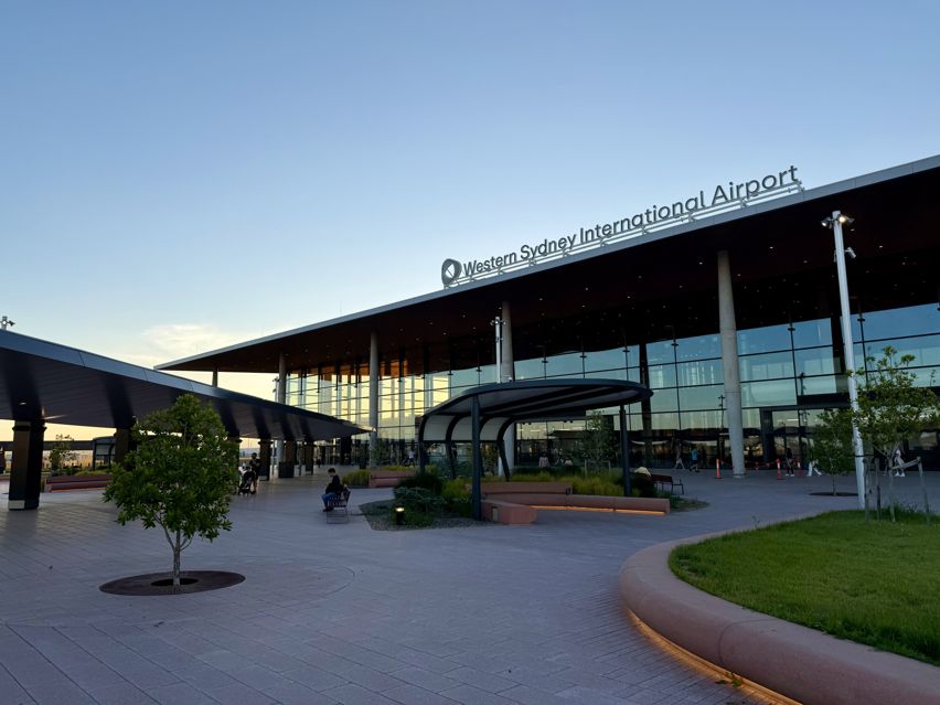 Терминалот на Western Sydney International пред отворањето